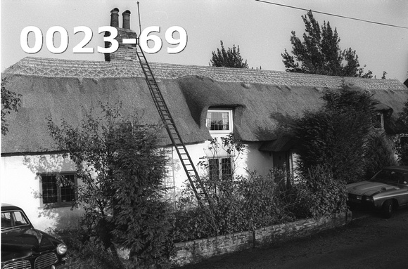 The Old Cottage - Brickhouse Road - 1985